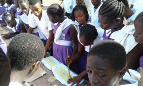 students personalising T-shirts