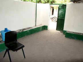 school compound wall with built-round seating