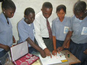 djb microtech science kit being used at Unity Comprehensive SSS