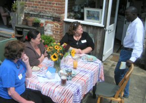 Mo, Kate & Alison with Seedy