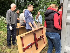 a folding table goes in