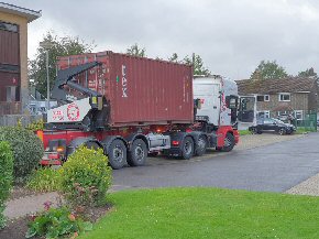 container arriving at the Oaks